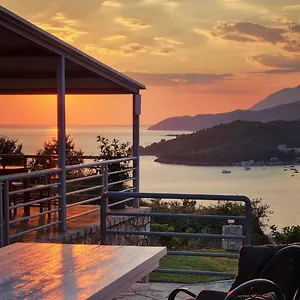 Appartamento Belvedere &, Himare